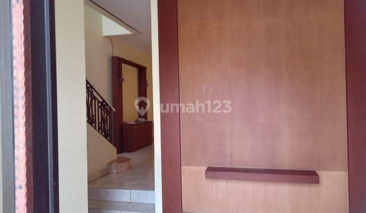 Disewakan Rumah 2 Lantai Di Daan Mogot Baru,harga Nego,lokasi Ok 2