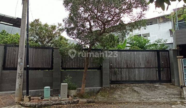 Dijual Tanah Ngantong 597m2 di Daan Mogot baru,nego,lokasi oke.  1