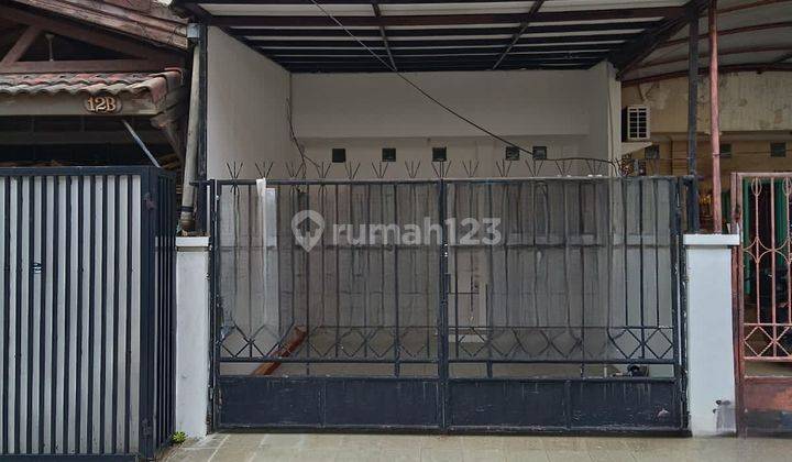 Dijual rumah 2,5 lantai di Daan Mogot baru,lokasi bagus,Hrg Nego 1