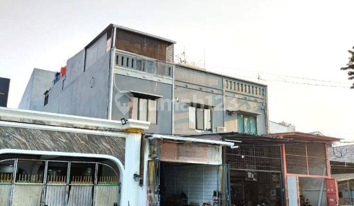 Cheap Sale 3-Storey Shop House in Cengkareng Negotiable Price Good Location Cheap Sale 3-Storey Shop House in Cengkareng Negotiable Price Good Location
