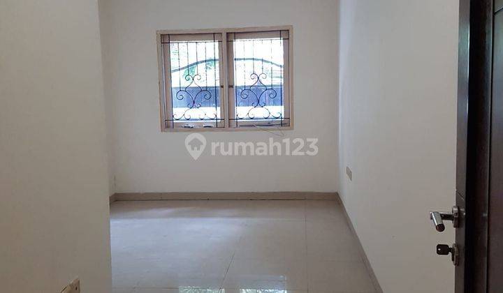 Dijual Murah Rumah 84m2 Di Taman Royal Lokasi Bagus Harga Nego 2