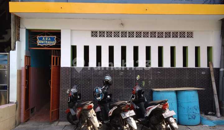 Cheap For Sale 3-Story Boarding House in Koja, Good Location, Negotiable Price 2