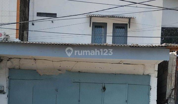 Dijual murah rumah 3 lantai,dijalan raya,lokasi bagus,harga nego 1