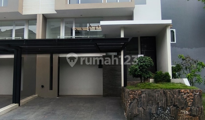 Dijual Murah Rumah 2,5 Lantai di Citra Garden 8 Lokasi Bagus Nego