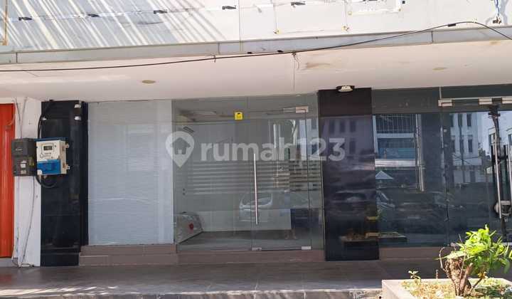 For Sale: Beautiful 3-Story Shop House on Kelapa Gading Boulevard Street, Negotiable For Sale: Beautiful 3-Story Shop House on Kelapa Gading Boulevard Street, Negotiable