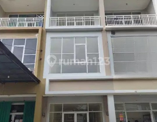 Dijual Ruko Bagus 3 Lantai Taman Surya Lokasi Strategis Hrg Nego