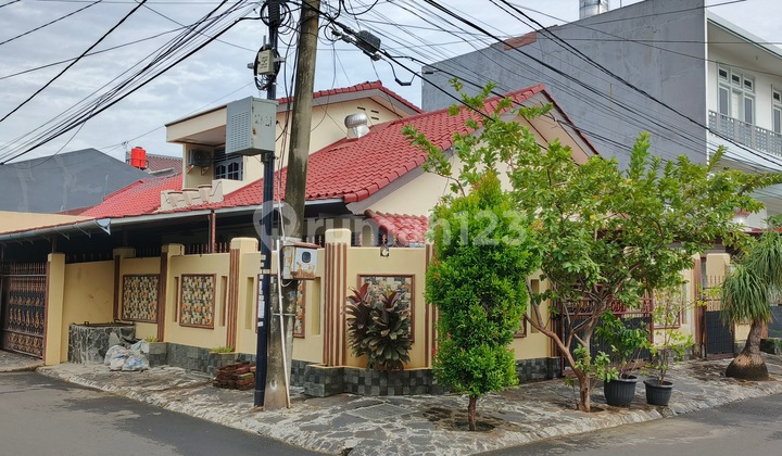 Cheap Sale Hook House, Land Area 225m2 Citra Garden, Negotiable Price Cheap Sale Hook House, Land Area 225m2 Citra Garden, Negotiable Price