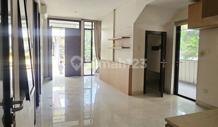 New House for Sale in Lavon Swan City, Negotiable Price, Strategic Location. 2