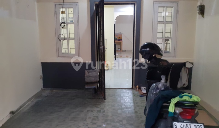 For Sale 3-Story House In Daan Mogot Arcadia Strategic Location Negotiable 2