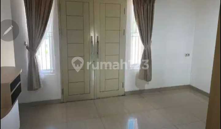 For Rent: 3-Story House in Duta Garden, Negotiable Price, Strategic Location.