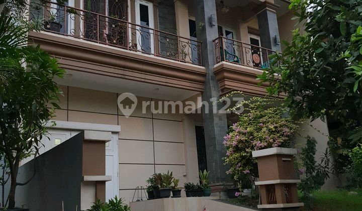 Dijual Rumah 2,5 Lantai di Palem Semi Lokasi Bagus Harga Nego Dijual Rumah 2,5 Lantai di Palem Semi Lokasi Bagus Harga Nego