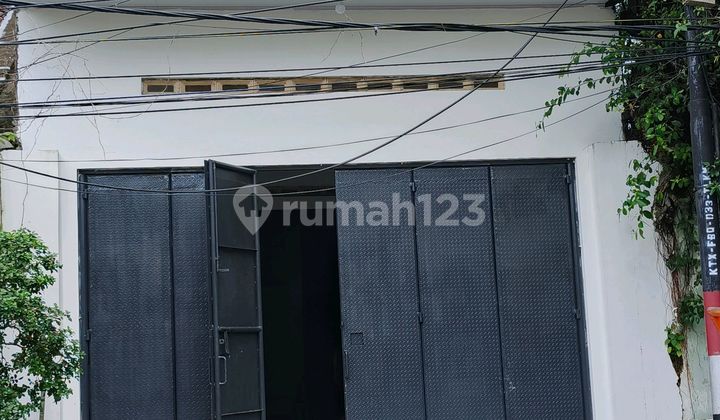 Disewakan Gudang Bersih di Jalan Tiang Bendera Kota Lokasi Bagus
