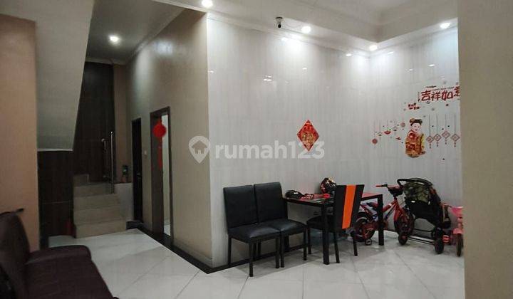 Rumah Cantik 2.5 Lantai Grand Sutera Kotabumi Siap Huni 1