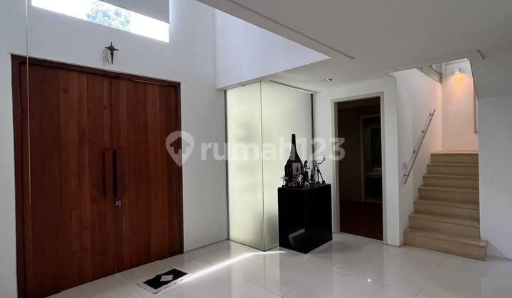 For Sale Good Luxury House in Kemang with Freehold Title For Sale Good Luxury House in Kemang with Freehold Title