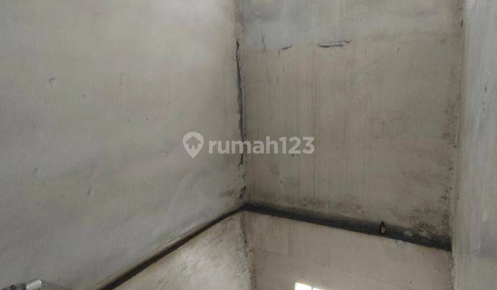 Dijual murah rumah kos 4 lantai di jembatan lima 2