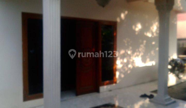 Dijual Cepat Dan Murah Rumah Hook 2 Lantai Di Jl. Bungur Jakpus 2