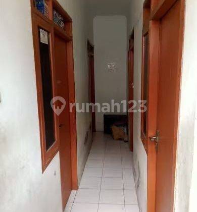 Dijual rumah kios dan kos2an 2 Lantai Bagus cocok untuk investasi SHM Johar Jakarta pusat 2