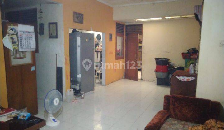 Dijual cepat rumah 2 lantai HGB untuk investasi kost2an dan kantor 2