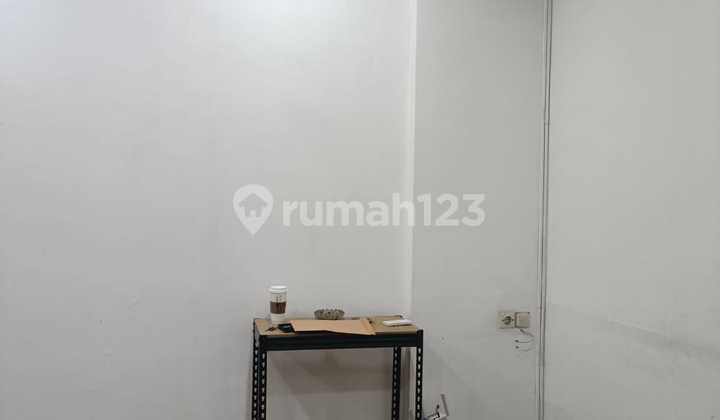 For Sale, Strategic Shop House Near Mall in Jembatan Besi 2