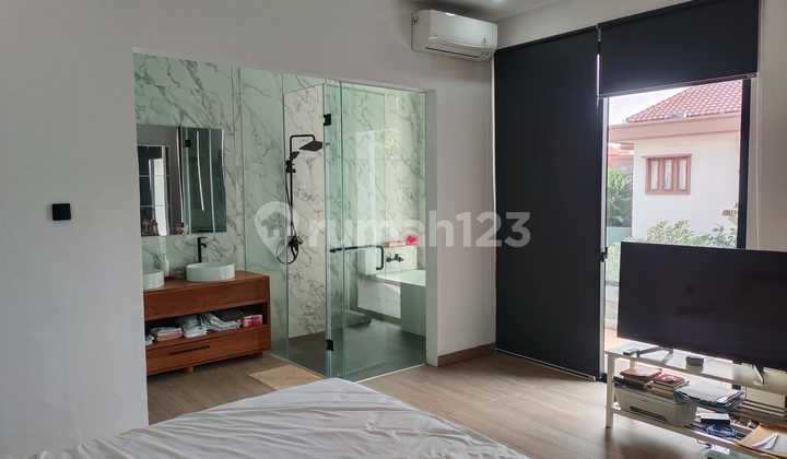 Dijual Cepat Rumah Bagus Permata Mediterania SHM di Joglo 2