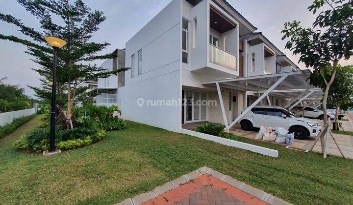 Dijual rumah riviera metland puri 1