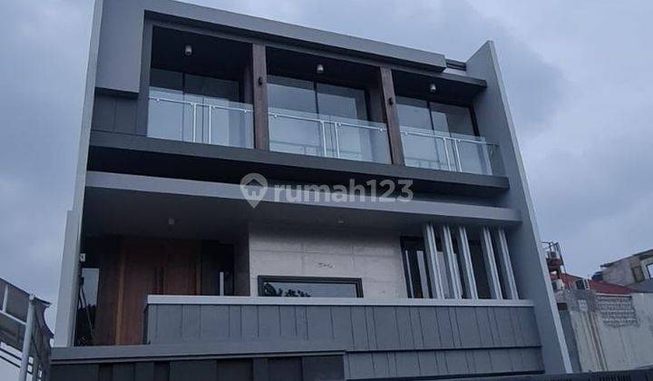 Dijual Rumah Baru Permata Buana Jakarta Barat 2