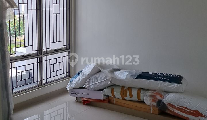 For Sale Immediately House In Suvarna Sutra Tangerang 2