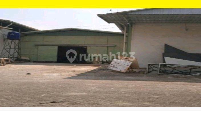 Cheap Warehouse for Rent in Kapuk, North Jakarta