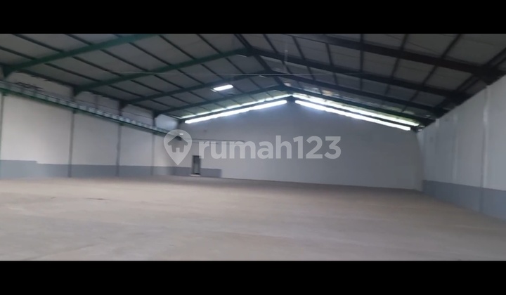 Disewakan Gudang Ijin Industri di Cikupa Tangerang Disewakan Gudang Ijin Industri di Cikupa Tangerang