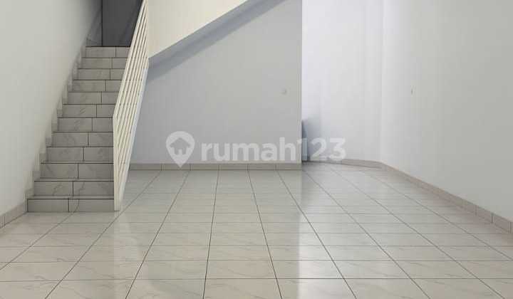 For Rent, Strategically Located Shop House in Poris, Tangerang For Rent, Strategically Located Shop House in Poris, Tangerang