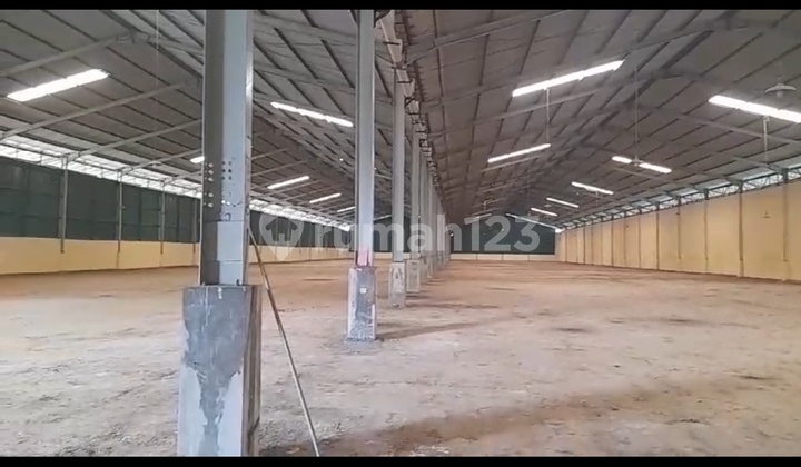 Disewakan Gudang Di Kawasan Industri Jatake Tangerang Disewakan Gudang Di Kawasan Industri Jatake Tangerang