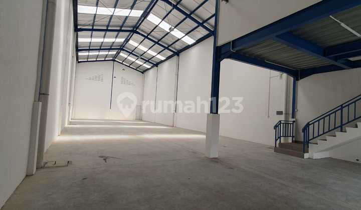 Disewakan Gudang Gandeng di Kapuk Berlian Jakarta Barat