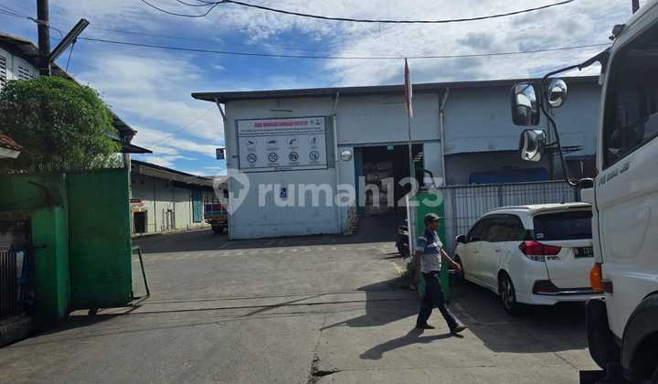 Warehouse with Loading Dock for Rent in Bitung Tangerang