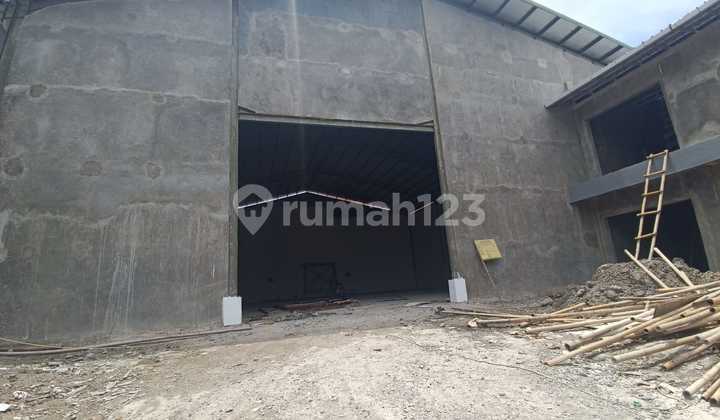 Disewakan Gudang Di Kavling Dpr Cipondoh Tangerang