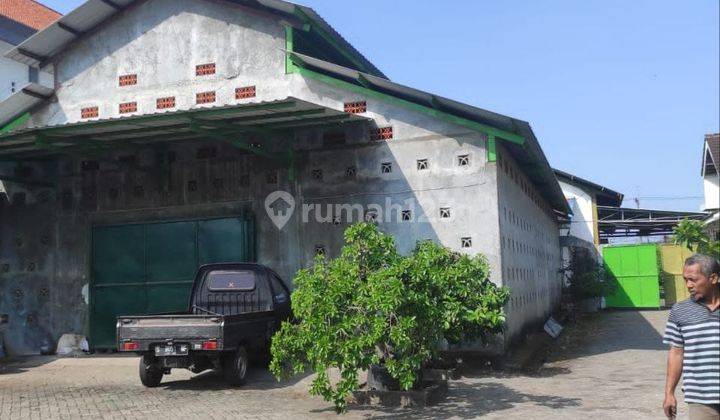 Dijual Showroom dan Gudang Strategis di Jl. RA Basuni, Mojokerto 1