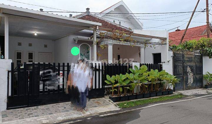 Rumah 2 Lantai, Seperti Baru Siap Huni Karanglo Indah Malang 1