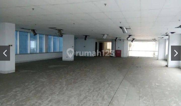 Gedung 10 lantai tengah kota surabaya ada lift cocok kantor 2