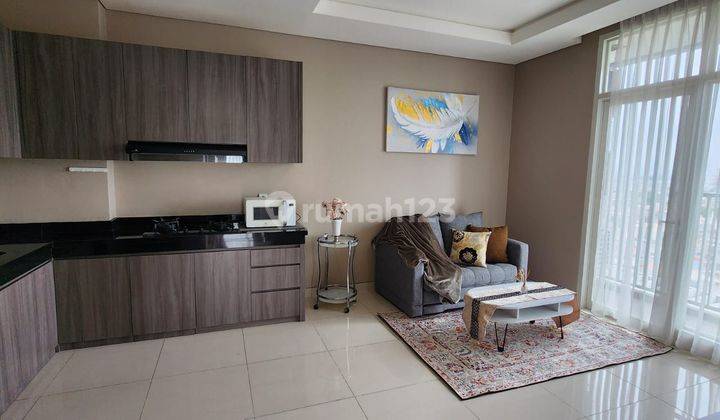 Disewakan Apartemen Ciputra 2 Kamar Full Furnish 1