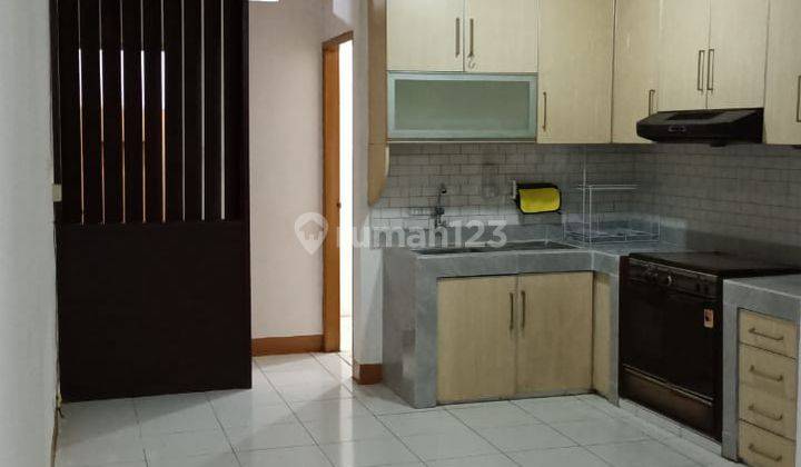 Dijual Rumah Semi Furnish Taman Palem Cengkareng Jakarta Barat 1