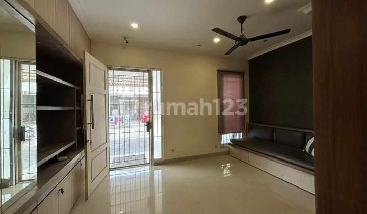 Dijual Rumah  di Casa Jardin Daan Mogot, Jakarta Barat — Siap Huni!