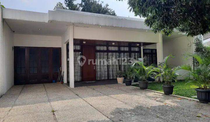 Rumah Cantik Sudah Renovasi di Setrasari Indah Bandung 2