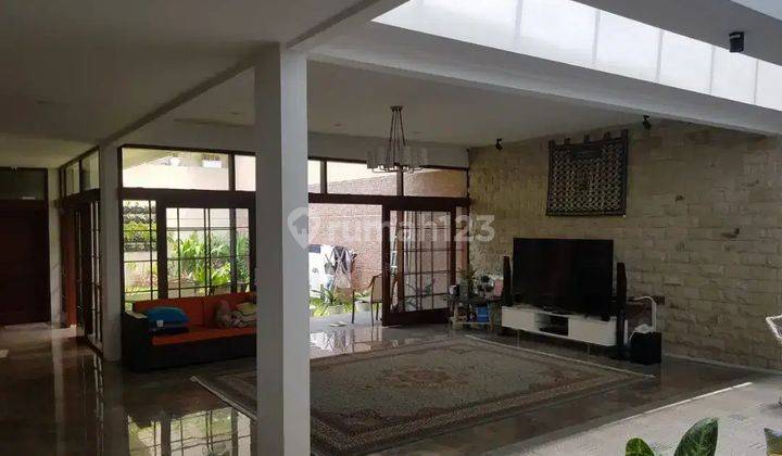 Rumah Cantik Sudah Renovasi di Setrasari Indah Bandung 1