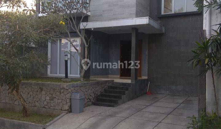 Rumah Minimalis Dalam Cluster Lingkungan Sejuk Ciwaruga Bandung 1