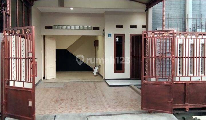 Sewa Rumah Minimalis Suryalaya sayap buah batu bandung 1