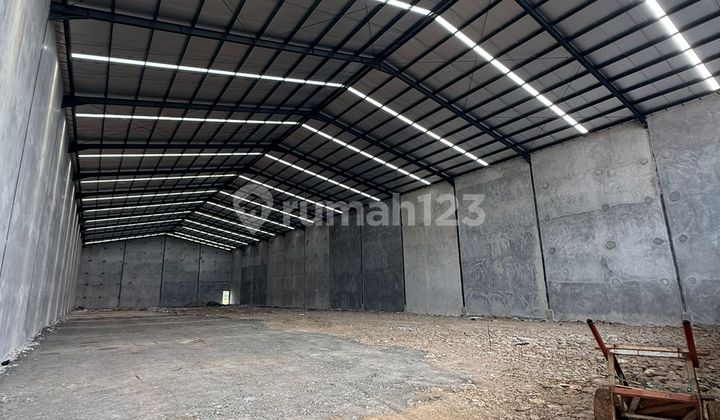 Dijual gudang gandeng di kawasan pergudangan Blessindo Legok, Tangerang. Akses container 40ft,  lokasi strategis