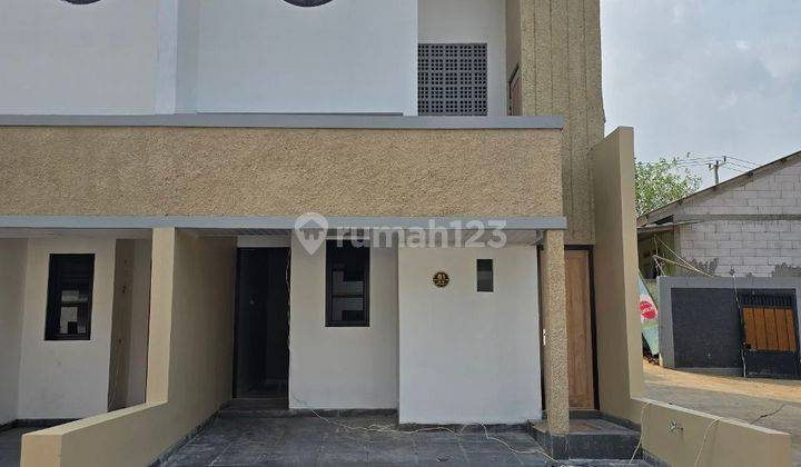 Rumah 2lantai Cilodong murah  1