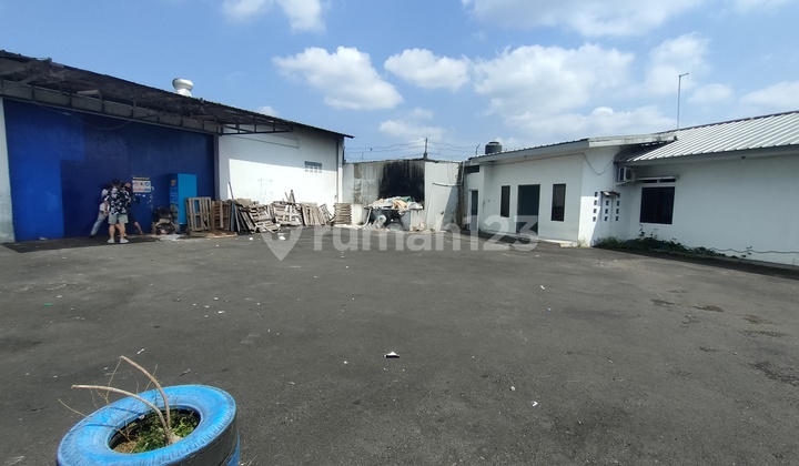 Ready-to-Use Warehouse on Tasikmalaya Provincial Access Road