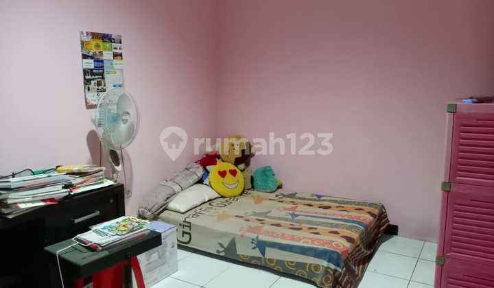 Ready-to-Use Shop House on Perintis Kemerdekaan, Tasikmalaya 2