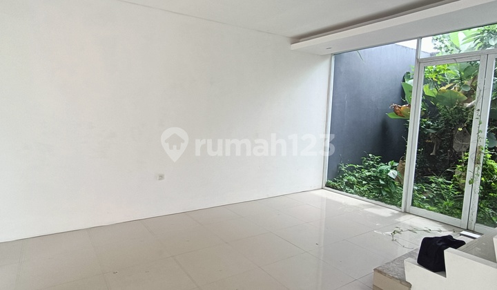 Rumah Asri Siap Pakai di Perumahan Tengah Kota Tasikmalaya Rumah Asri Siap Pakai di Perumahan Tengah Kota Tasikmalaya