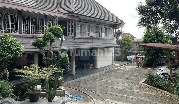 Luxury House Can Be Used as a Residential Hotel Villa in Cihanjuang, Bandung 2